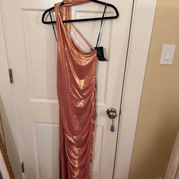 Retrofête Shannon One-Shoulder Dress – Golden Peach – Size Large – NWT - Picture 3 of 4
